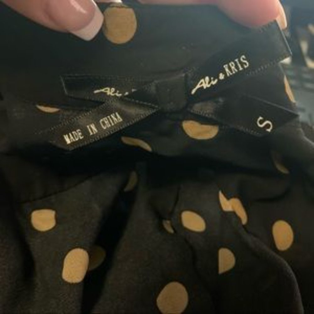 Ali & Kris Black/ Tan Sheer Polka Dot Top Size: S - Picture 6 of 6